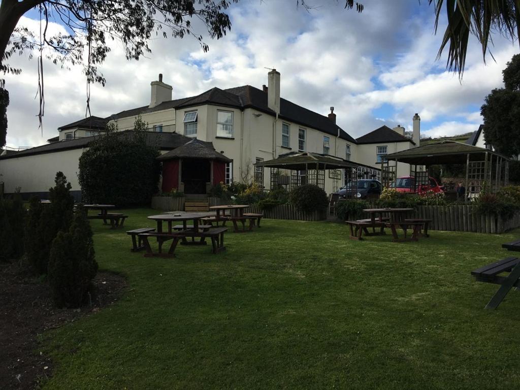 Cockhaven Arms Bishopsteignton Exterior foto